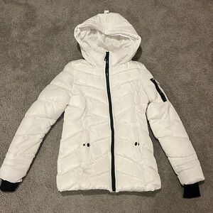 Madden NYC Women’s White Coat Size Small